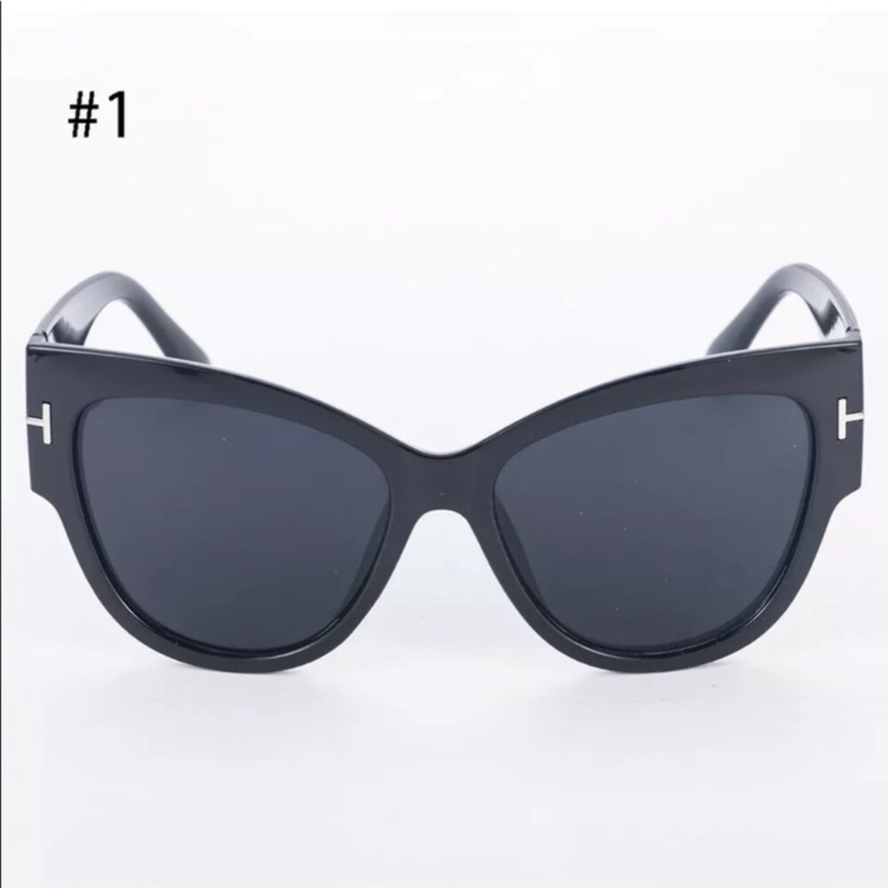 Sunnies 🔆 - Picture 2 of 6